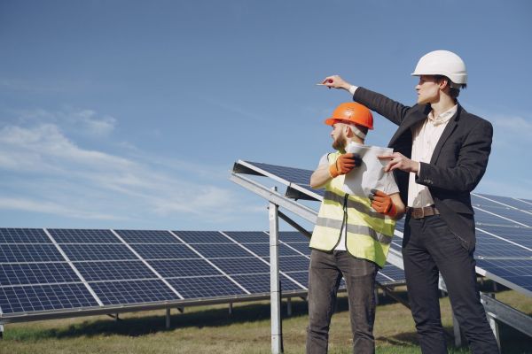 Approches créatives pour maximiser l'efficacité de la gestion des talents dans le secteur des énergies renouvelables